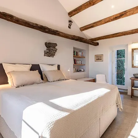 Maison De Charme Entre Mer, Plages Et Montagne Casa vacanze